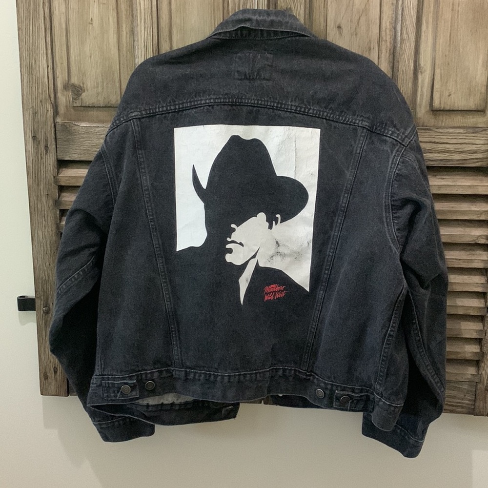 Marlboro wild west black denim jacket. Size extra large.